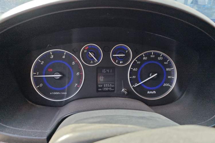 Used JMC Baodian 2016 2.8T New Value-Added Diesel Two-Wheel Drive Extended Cargo Basic Version JX493ZLQ4F Instrument Cluster