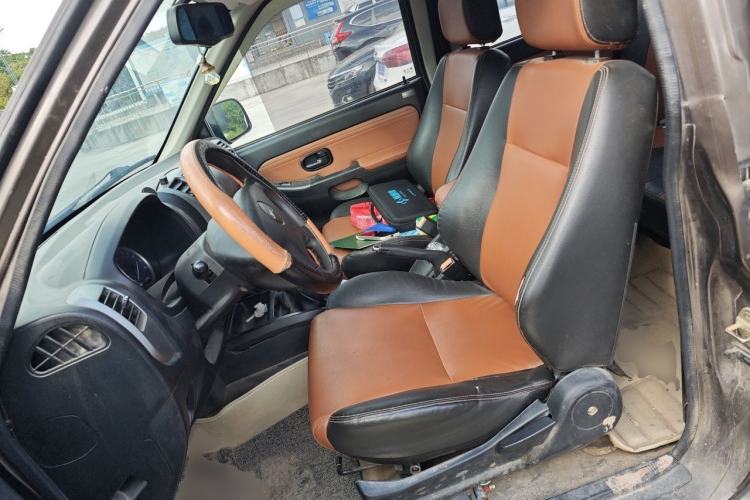 Used JMC Baodian 2016 2.8T New Value-Added Diesel Two-Wheel Drive Extended Cargo Basic Version JX493ZLQ4F Left Front Seat