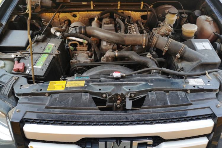 Used JMC Baodian 2016 2.8T New Value-Added Diesel Two-Wheel Drive Standard Version JX493ZLQ4G Engine Bay