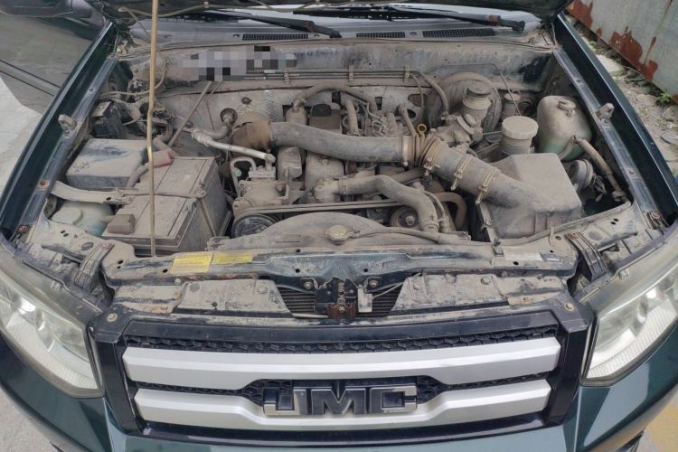Used JMC Baodian 2016 2.8T New Value-Added Diesel Two-Wheel Drive Standard Version JX493ZLQ4G Engine Bay