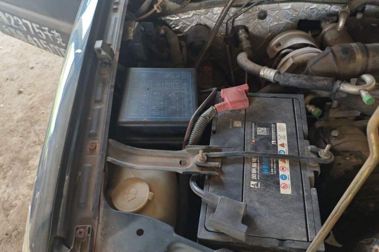 Used JMC Baodian  Engine Bay Right