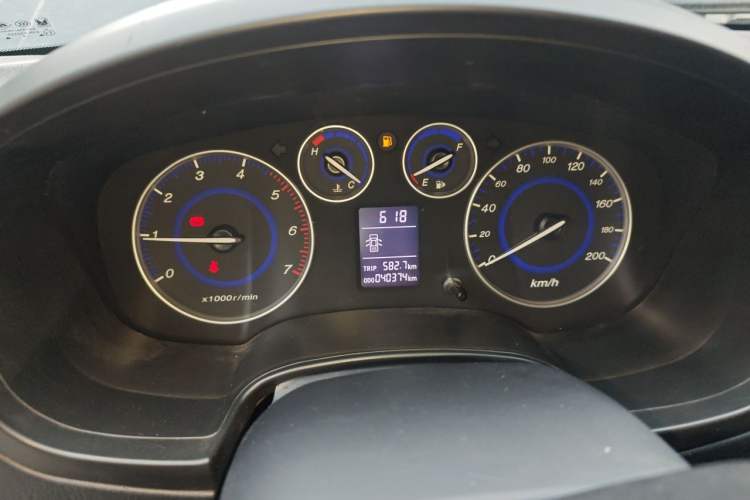 Used JMC Baodian 2016 1.8T New Value-Added Gasoline Two-Wheel Drive Standard Cab Comfort Model JX4G18E5L Instrument Cluster
