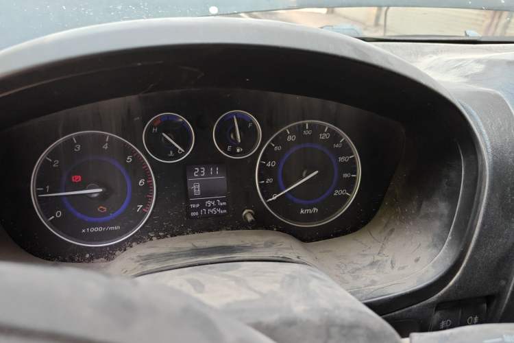Used JMC Baodian 2016 2.8T New Value-Added Diesel Two-Wheel Drive Standard Version JX493ZLQ4G Instrument Cluster