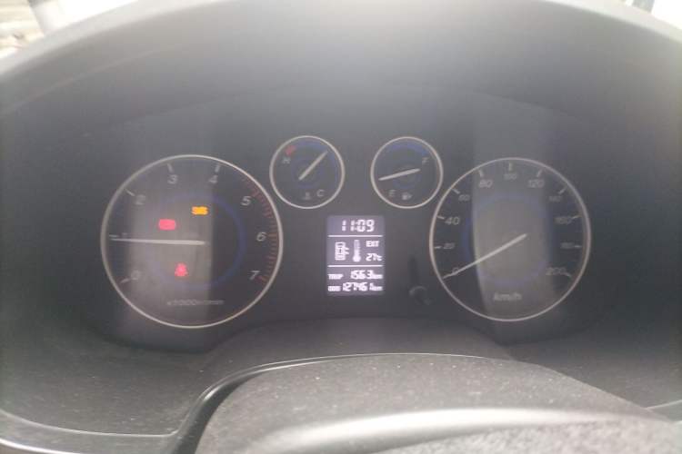Used JMC Baodian 2016 2.0L New Value-Added Gasoline Two-Wheel Drive Standard Cab Regular Version 4G63 Instrument Cluster