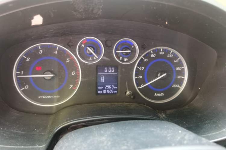 Used JMC Baodian 2016 2.8T New Value-Added Diesel Two-Wheel Drive Standard Version JX493ZLQ4G Instrument Cluster
