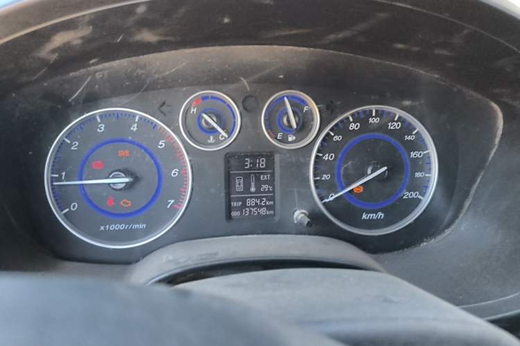 Used JMC Baodian 2016 2.9T PLUS Diesel Two-Wheel-Drive Base Version 5050 mm Long JX4D30 Instrument Cluster