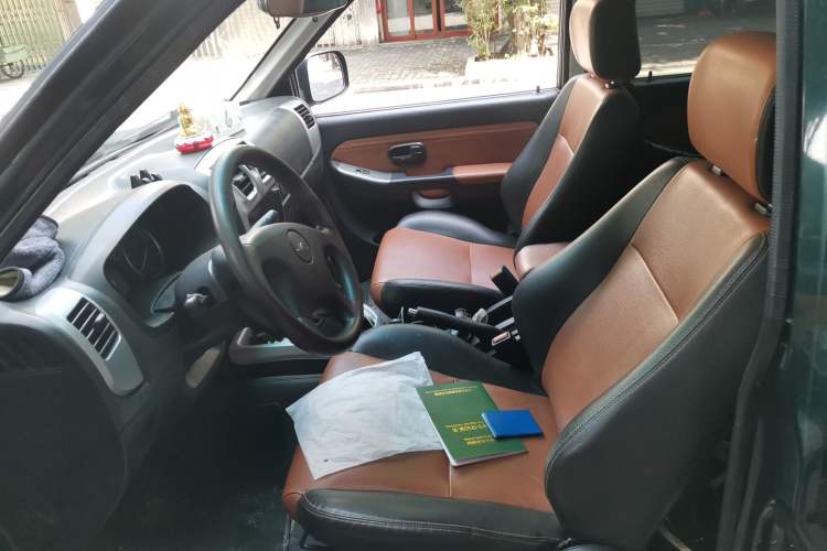Used JMC Baodian 2016 2.8T New Value-Added Diesel Two-Wheel Drive Extended Cargo Basic Version Long JX493ZLQ4F Left Front Seat