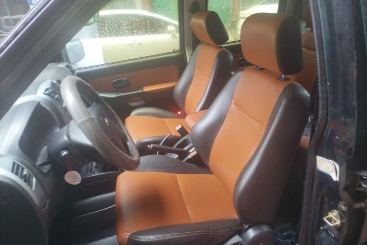 Used JMC Baodian 2016 2.0L New Value-Added Gasoline Two-Wheel Drive Standard Cab Regular Version 4G63 Left Front Seat