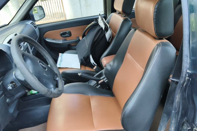 Used JMC Baodian 2016 2.8T New Value-Added Diesel Two-Wheel Drive Standard Version Long Wheelbase – JX493ZLQ4G Left Front Seat