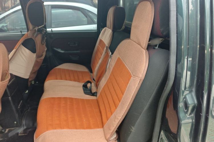 Used JMC Baodian 2016 1.8T New Value-Added Gasoline Two-Wheel Drive Standard Cab Comfort Model JX4G18E5L Left Rear Seat