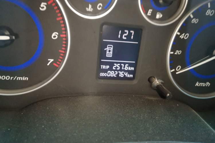 Used JMC Baodian 2016 2.8T New Value-Added Diesel Two-Wheel Drive Extended Cargo Basic Version Long JX493ZLQ4F Odometer Close Up