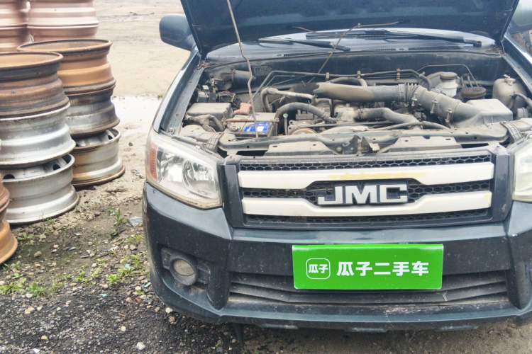 Used JMC Baodian 2016 2.8T New Value-Added Diesel Two-Wheel Drive Standard Cargo Luxury Version JX493ZLQ4G Right Front Headlight