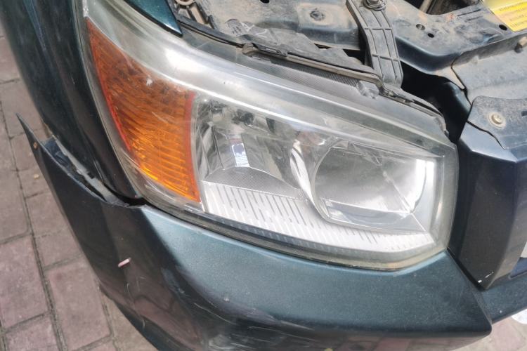 Used JMC Baodian 2016 2.8T New Value-Added Diesel Two-Wheel Drive Standard Version JX493ZLQ4G Right Front Headlight