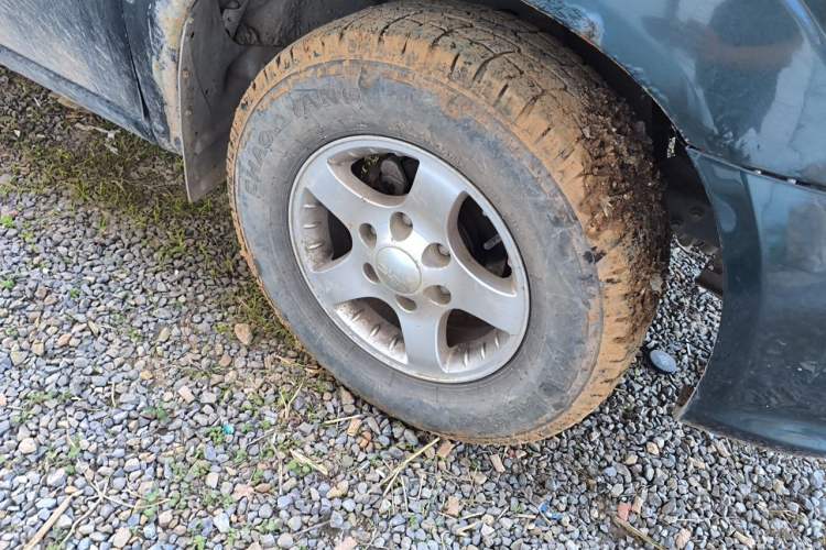 Used JMC Baodian 2016 2.9T PLUS Diesel Two-Wheel-Drive Base Version 5050 mm Long JX4D30 Right Front Wheel Hub