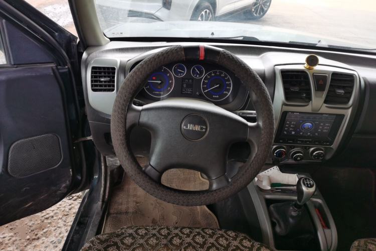 Used JMC Baodian 2016 2.8T New Value-Added Diesel Two-Wheel Drive Extended Cargo Basic Version JX493ZLQ4F Steering Wheel
