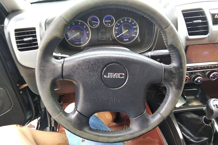 Used JMC Baodian 2016 2.8T New Value-Added Diesel Two-Wheel Drive Standard Version JX493ZLQ4G Steering Wheel