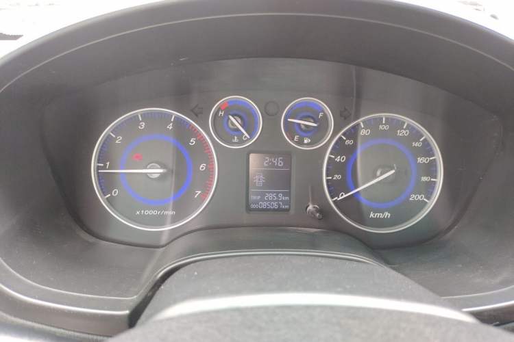 Used JMC Baodian 2016 2.8T New Value-Added Diesel Two-Wheel Drive Extended Cargo Basic Version JX493ZLQ4F Instrument Cluster