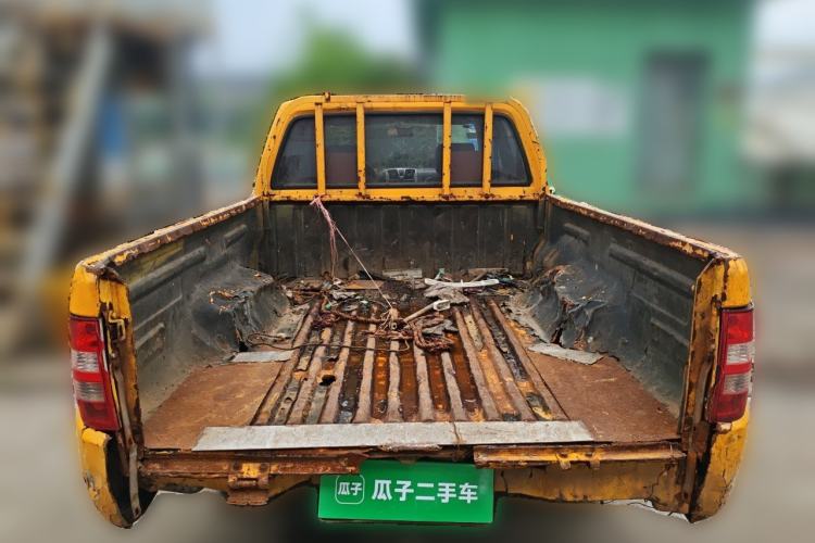Used JMC Baodian 2016 2.8T New Value-Added Diesel Two-Wheel Drive Extended Cargo Basic Version JX493ZLQ4F Trunk