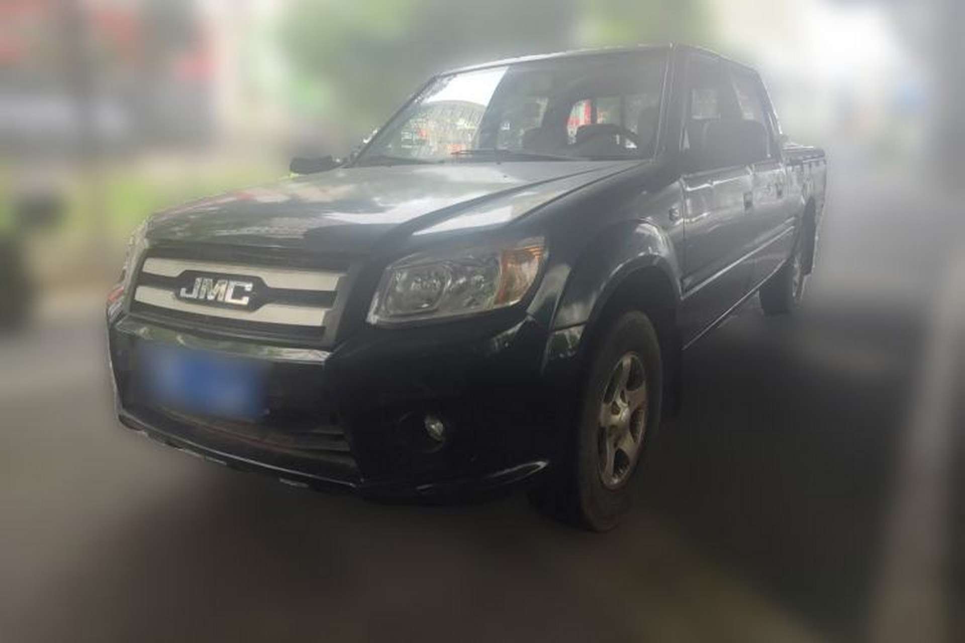 Used JMC Baodian 2018 2.9T New Value-Packed Two-Wheel-Drive Diesel Comfort Version with Extended Cargo Bed – JX4D30B5L Front Left 45 Deg