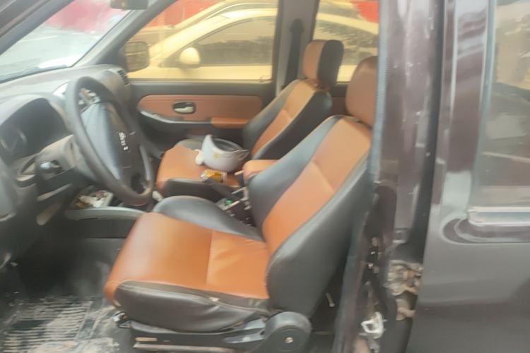 Used JMC Baodian 2018 2.9T New Value-Packed Two-Wheel-Drive Diesel Comfort Version with Extended Cargo Bed – JX4D30B5L Left Front Seat