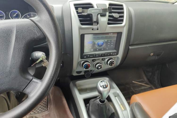 Used JMC Baodian 2018 2.9T New Value-Packed Two-Wheel-Drive Diesel Comfort Version with Extended Cargo Bed – JX4D30B5L Audio And AC Panel