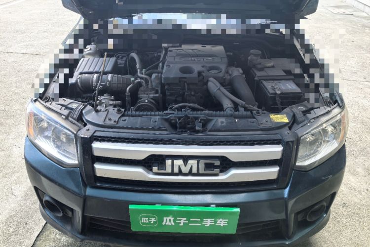Used JMC Baodian 2018 2.9T New Value-Packed Two-Wheel-Drive Diesel Comfort Version with Standard Cargo Bed – JX4D30B5L Engine Bay