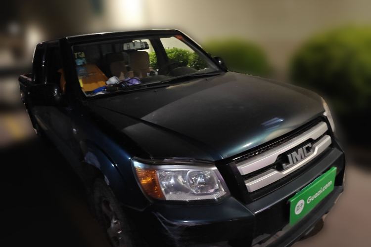Used JMC Baodian 2018 2.9T New Value-Packed Two-Wheel-Drive Diesel Comfort Version with Extended Cargo Bed – JX4D30B5L Exterior 2