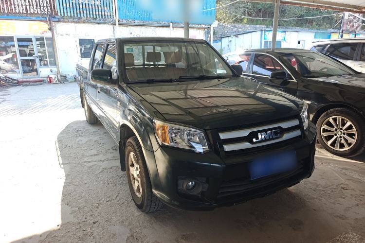 Used JMC Baodian 2018 2.9T New Value-Packed Two-Wheel-Drive Diesel Comfort Version with Extended Cargo Bed – JX4D30B5L Exterior 2