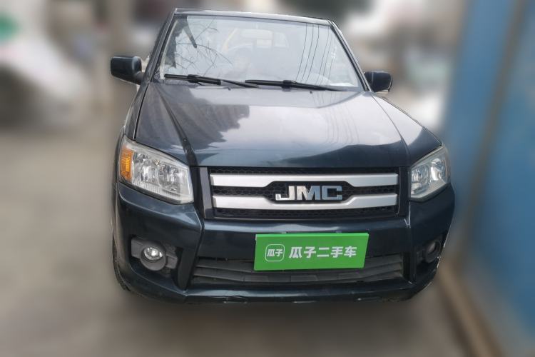 Used JMC Baodian 2018 2.9T New Value-Packed Two-Wheel-Drive Diesel Comfort Version with Extended Cargo Bed – JX4D30B5L Front