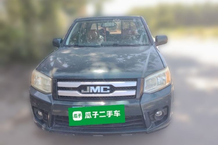 Used JMC Baodian 2018 2.9T New Value-Packed Two-Wheel-Drive Diesel Comfort Version with Extended Cargo Bed – JX4D30B5L Front
