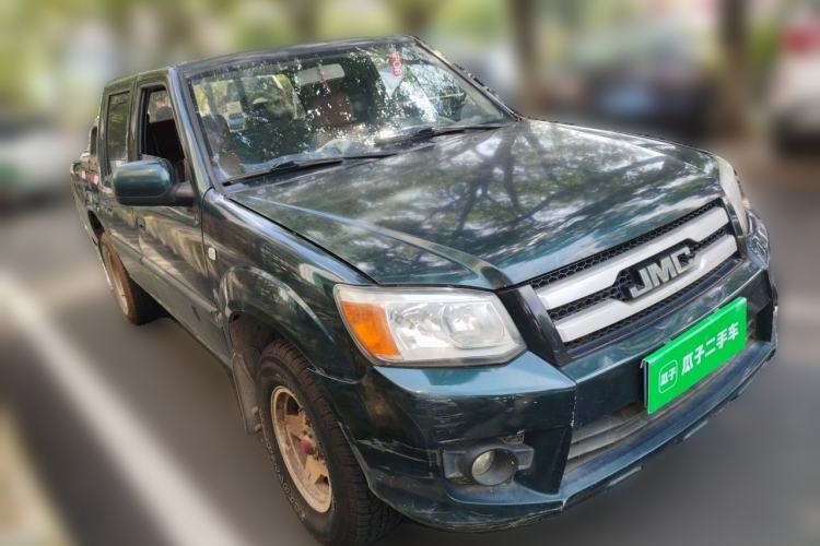 Used JMC Baodian 2018 2.9T New Value-Added 4x4 Diesel Comfort Version with Standard Cargo Bed – JX4D30B5L Front Right 45 Deg