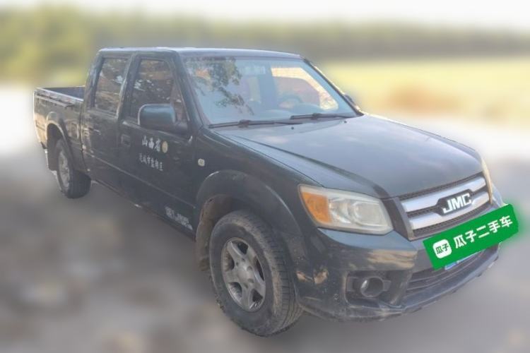 Used JMC Baodian 2018 2.9T New Value-Packed Two-Wheel-Drive Diesel Comfort Version with Extended Cargo Bed – JX4D30B5L Front Right 45 Deg