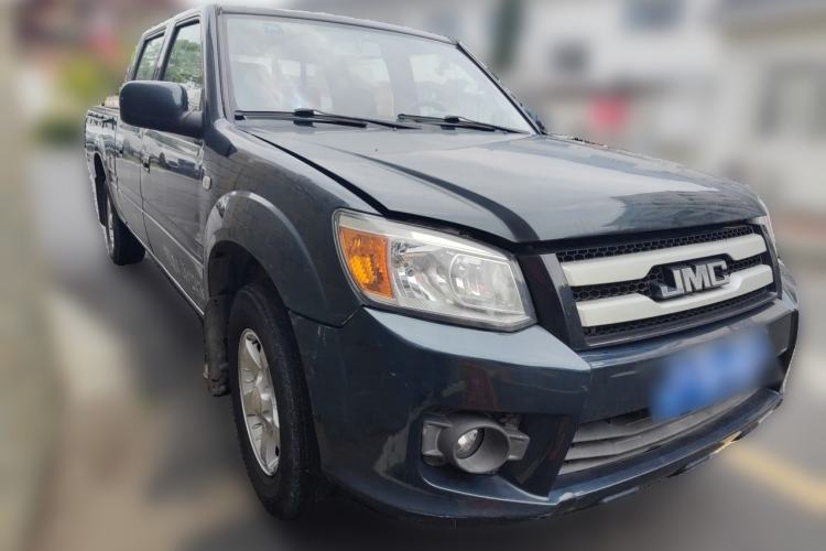 Used JMC Baodian 2018 2.9T New Value-Packed Two-Wheel-Drive Diesel Comfort Version with Extended Cargo Bed – JX4D30B5L Front Right 45 Deg