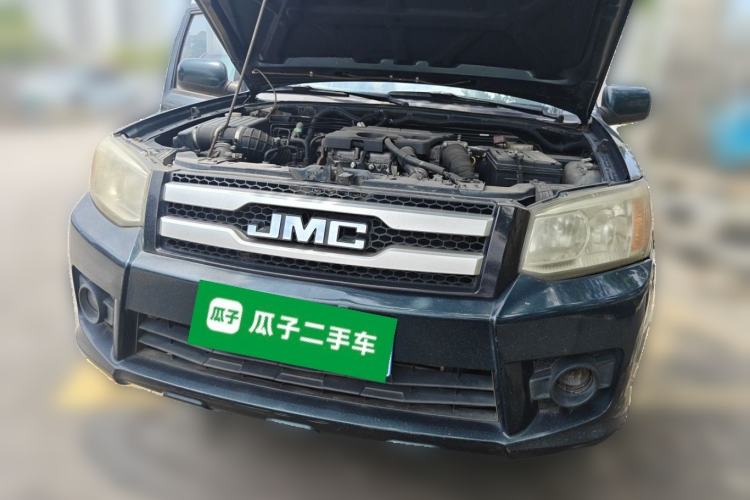 Used JMC Baodian 2018 2.9T New Value-Packed Two-Wheel-Drive Diesel Comfort Version with Extended Cargo Bed – JX4D30B5L Front
