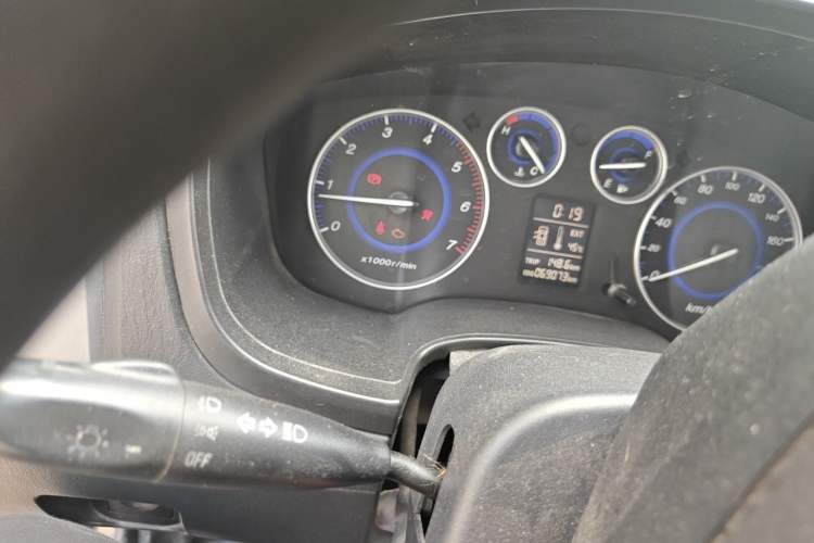 Used JMC Baodian 2018 2.9T New Value-Packed Two-Wheel-Drive Diesel Comfort Version with Extended Cargo Bed – JX4D30B5L Instrument Cluster