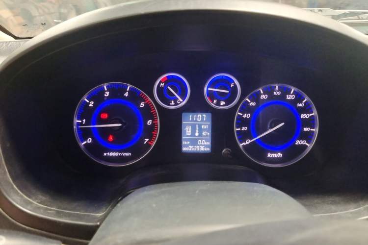 Used JMC Baodian 2018 2.9T New Value-Packed Two-Wheel-Drive Diesel Comfort Version with Extended Cargo Bed – JX4D30B5L Instrument Cluster