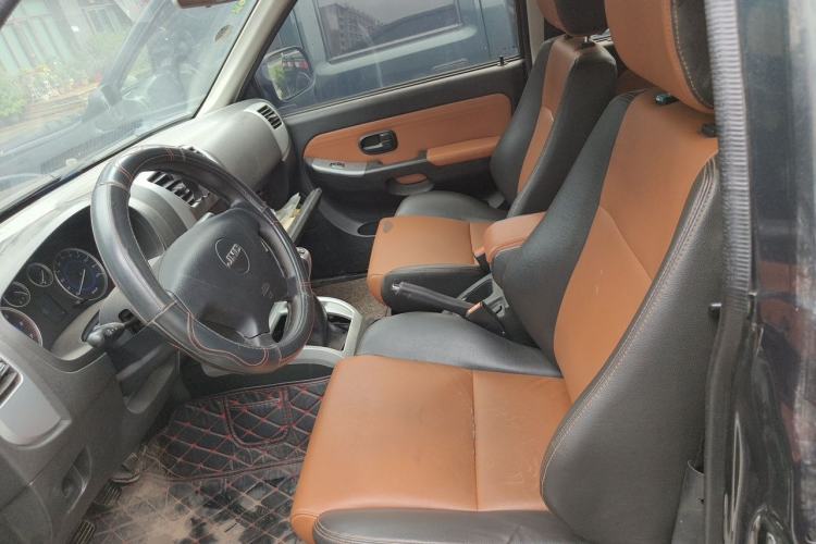Used JMC Baodian 2018 2.9T New Value-Packed Two-Wheel-Drive Diesel Comfort Version with Standard Cargo Bed – JX4D30B5L Left Front Seat
