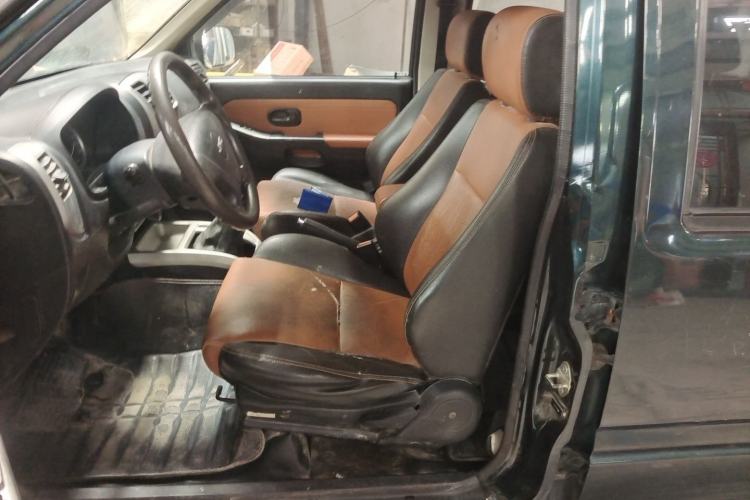 Used JMC Baodian 2018 2.9T New Value-Packed Two-Wheel-Drive Diesel Comfort Version with Extended Cargo Bed – JX4D30B5L Left Front Seat