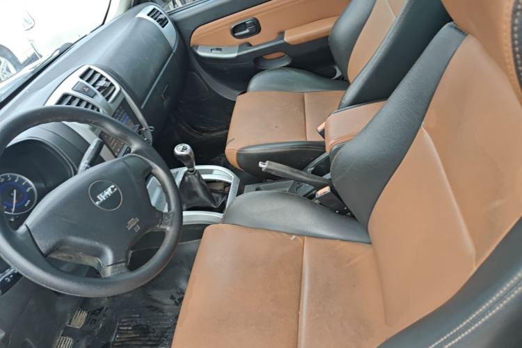 Used JMC Baodian 2018 2.9T New Value-Packed Two-Wheel-Drive Diesel Comfort Version with Extended Cargo Bed – JX4D30B5L Left Front Seat