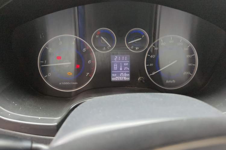 Used JMC Baodian 2018 2.9T New Value-Added 4x4 Diesel Comfort Version with Standard Cargo Bed – JX4D30B5L Odometer Close Up