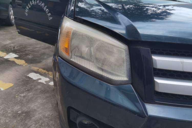 Used JMC Baodian 2018 2.9T New Value-Packed Two-Wheel-Drive Diesel Comfort Version with Extended Cargo Bed – JX4D30B5L Right Front Headlight