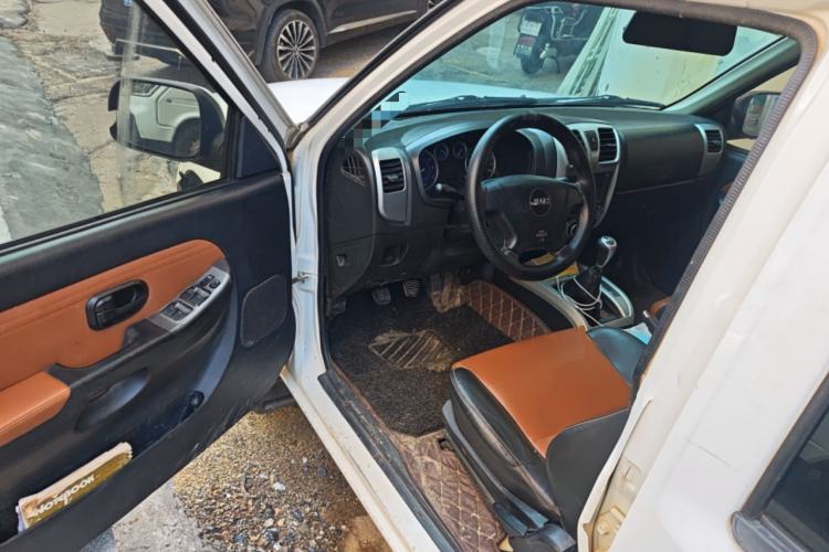 Used JMC Baodian 2018 2.9T New Value-Packed Two-Wheel-Drive Diesel Comfort Version with Extended Cargo Bed – JX4D30B5L Driver Seat