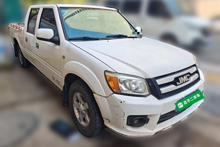 Used JMC Baodian 2018 2.9T New Value-Packed Two-Wheel-Drive Diesel Comfort Version with Extended Cargo Bed – JX4D30B5L Front Right 45 Deg