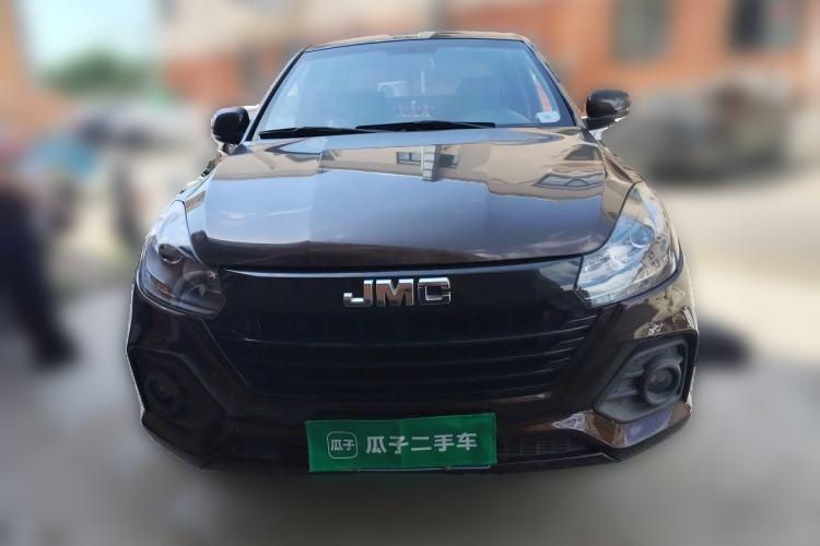 Used JMC Baodian 2020 2.5T Diesel Two-Wheel Drive Comfort Edition Long Wheelbase JX4D25A6L Front