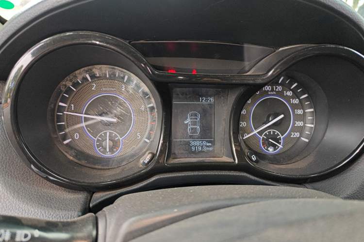 Used JMC Baodian 2020 2.5T Diesel Two-Wheel Drive Comfort Edition Long Wheelbase JX4D25A6L Instrument Cluster