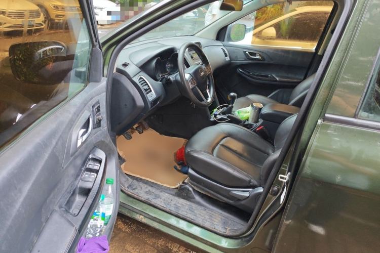 Used JMC Baodian 2020 2.5T Diesel Two-Wheel Drive Comfort Edition Long Wheelbase JX4D25A6L Driver Seat