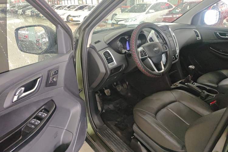 Used JMC Baodian 2020 2.5T Diesel Two-Wheel Drive Comfort Edition Long Wheelbase JX4D25A6L Driver Seat