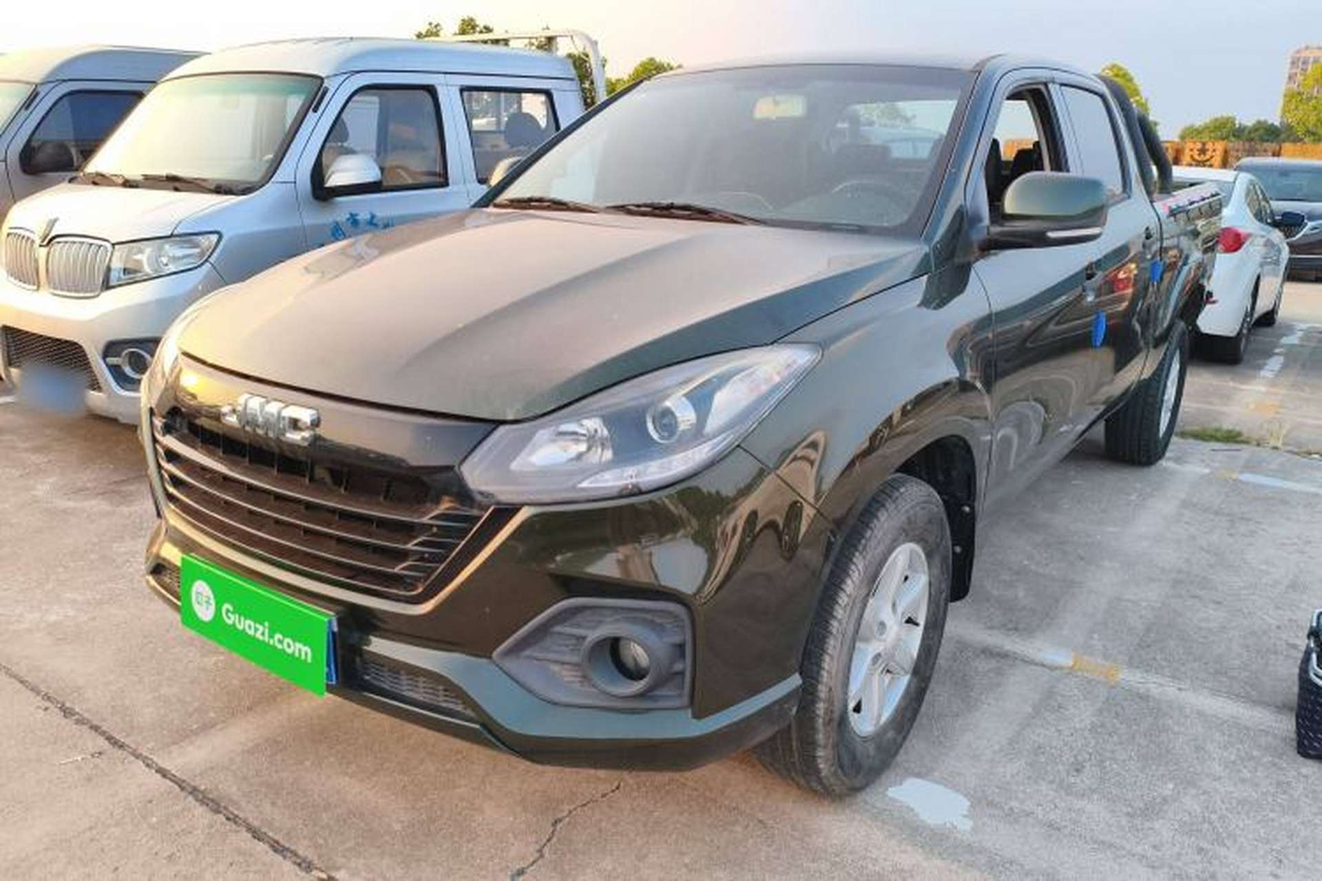 Used JMC Baodian 2020 2.5T Diesel Two-Wheel Drive Comfort Edition Long Wheelbase JX4D25A6L Front Left 45 Deg