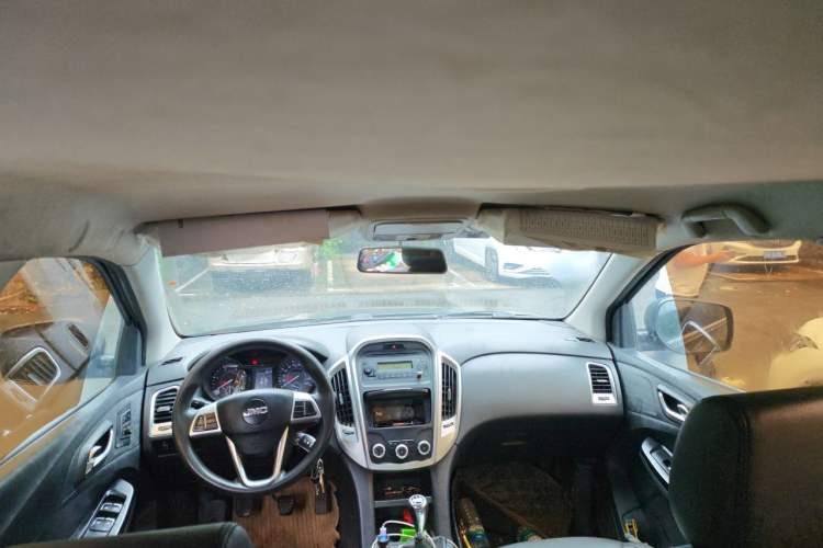 Used JMC Baodian 2020 2.5T Diesel Two-Wheel Drive Comfort Edition Long Wheelbase JX4D25A6L Headliner