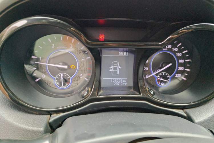 Used JMC Baodian 2020 2.5T Diesel Two-Wheel Drive Comfort Edition Long Wheelbase JX4D25A6L Instrument Cluster